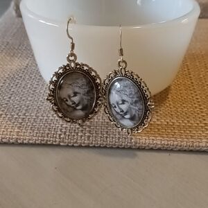 DaVinci portrait earrings